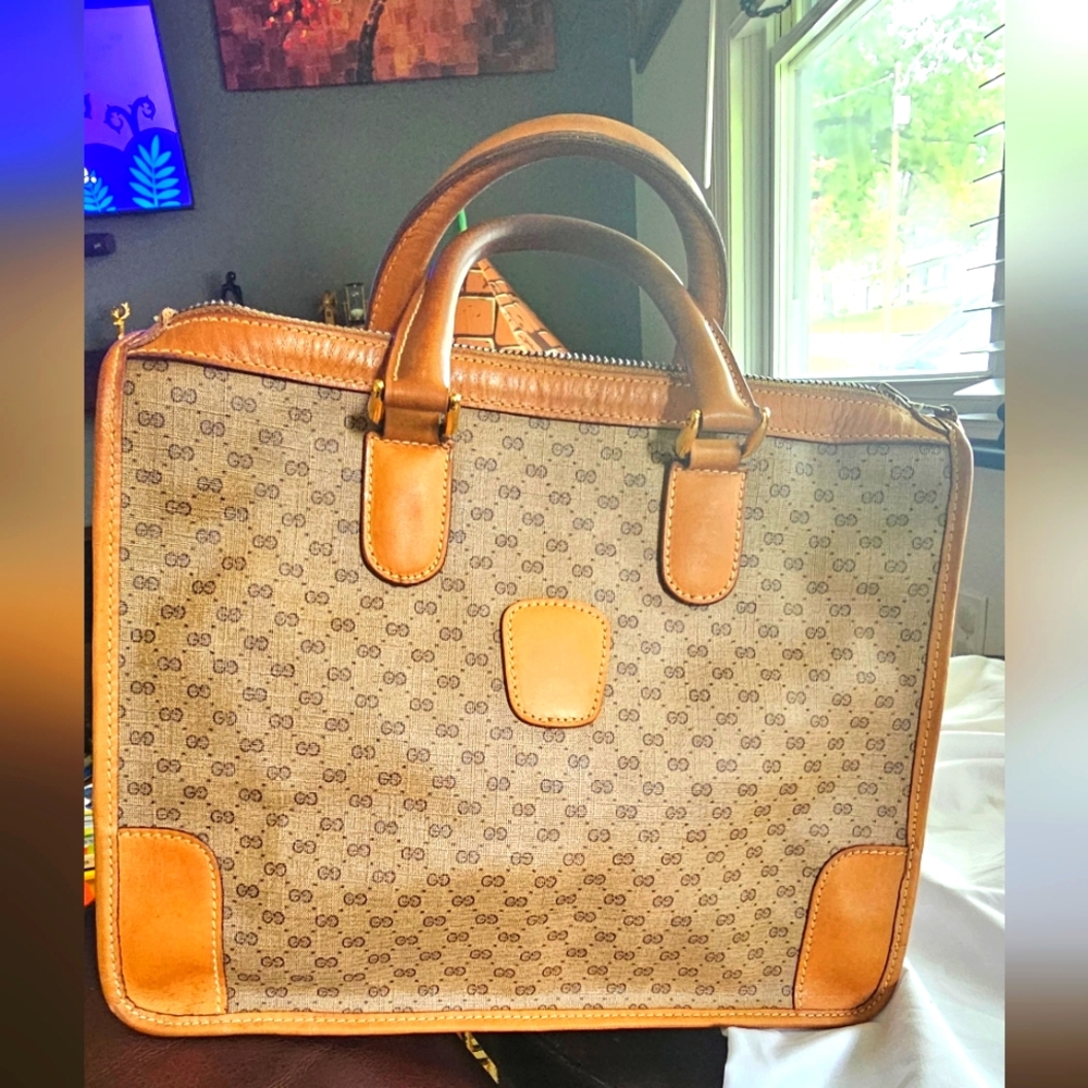 Authentic Gucci Handbag